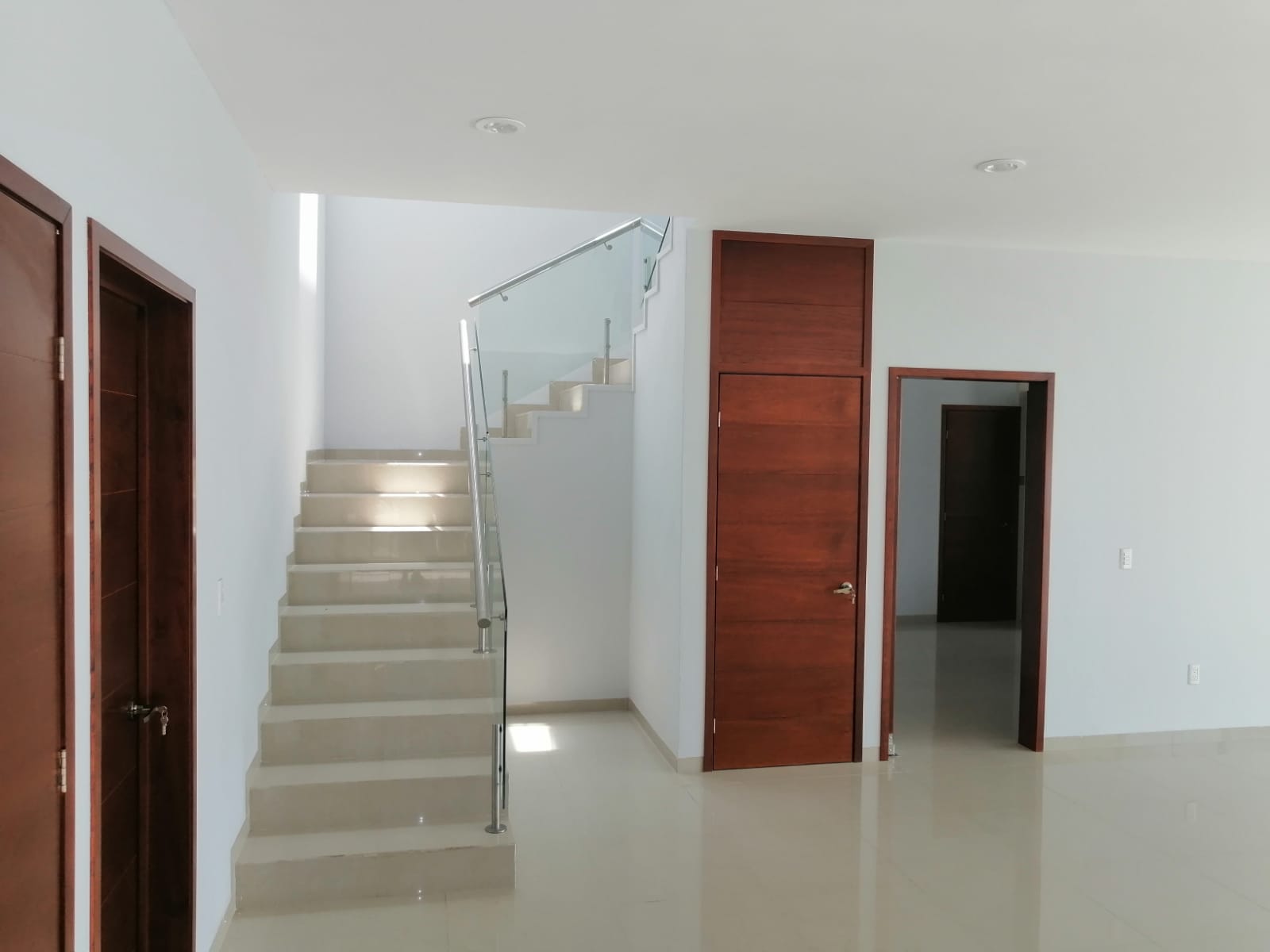 Sra. Medellin.com