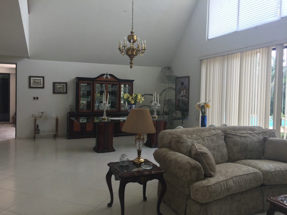 Sra. Medellin.com